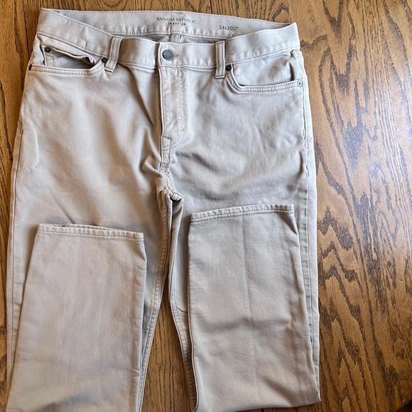 Banana Republic Other - Banana Republic Traveler 34/30 khaki Jeans
